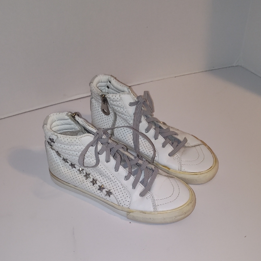 Vintage Havana With Stars Zip-up Side Terry Cloth Interior Size 7 Sneaker